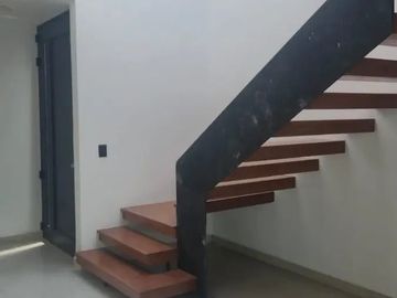 (CLMC) CASA EN FRACC. LAS FINCAS $ 4,415,000