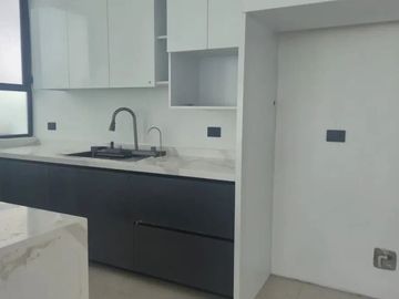 (CLMC) CASA EN FRACC. LAS FINCAS $ 4,415,000