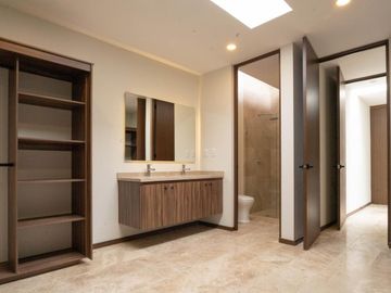 Casa en Venta en Fracc. San Ángel V, San Luis Potosí | 3 Recámaras, Doble Altura