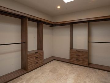 Casa en Venta en Fracc. San Ángel V, San Luis Potosí | 3 Recámaras, Doble Altura