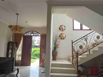 Rumah Harga Kavling Design Classic Ditengah kota BSD