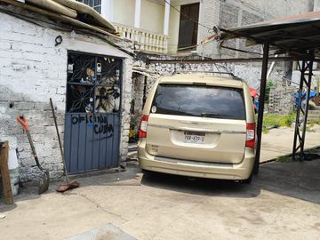 VENTA DE CASITA CON TERRENO EN LOMAS DE PADIERNA