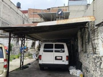 VENTA DE CASITA CON TERRENO EN LOMAS DE PADIERNA