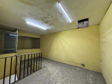 LOCAL COMERCIAL EN RENTA SOBRE AV. MIGUEL ALEMÁN, LEON GTO. ZONA CENTRO. LOCAL DE 171 M2 EN DOS NIVELES.
