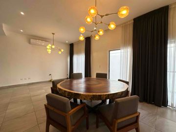 Casa Equipada en Renta en Cumbres Elite Premier Privada Pirineos