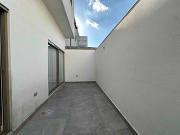 Casa Equipada en Renta en Cumbres Elite Premier Privada Pirineos