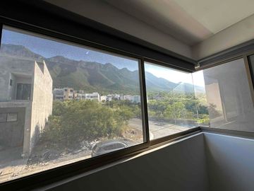 Casa Equipada en Renta en Cumbres Elite Premier Privada Pirineos