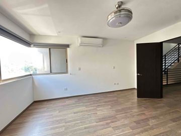 Casa Equipada en Renta en Cumbres Elite Premier Privada Pirineos