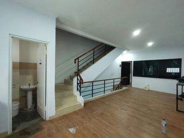 Ruko 3 Lantai MENDRISIO 2B Gading Serpong. Lokasi Strategis Arah BSD, Cocok untuk Berbagai Usaha