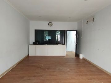 Ruko 3 Lantai MENDRISIO 2B Gading Serpong. Lokasi Strategis Arah BSD, Cocok untuk Berbagai Usaha