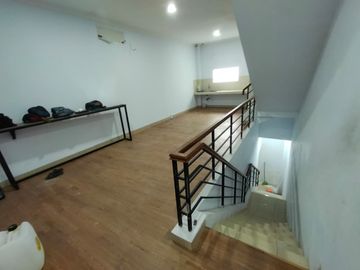Ruko 3 Lantai MENDRISIO 2B Gading Serpong. Lokasi Strategis Arah BSD, Cocok untuk Berbagai Usaha
