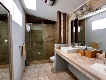 Casa de Un Nivel en Venta en Col. San Cristóbal, Cuernavaca