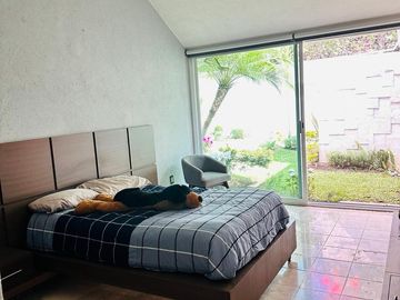 Casa de Un Nivel en Venta en Col. San Cristóbal, Cuernavaca