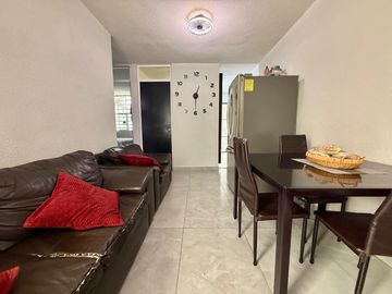 CASA DE UNA PLANTA A LA ALTURA DEL EJE 104 ZONA INDUSTRIAL SLP