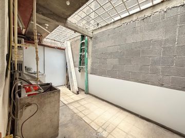 CASA DE UNA PLANTA A LA ALTURA DEL EJE 104 ZONA INDUSTRIAL SLP