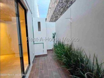 Renta Casa 3 Habitaciones con Amenidades frente HEB Zibatá APT