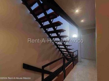 Renta Casa 3 Habitaciones con Amenidades frente HEB Zibatá APT