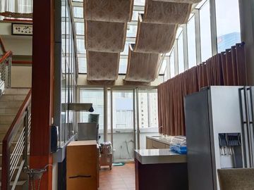 For Sale A penthouse type Pearl Garden Resort Apartment di Semanggi Jakarta - Unfurnished, Best Price