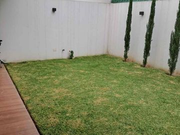 vendo casa en fraccionamiento molino de Santo Domingo cerca autopista y galerías Serdán
