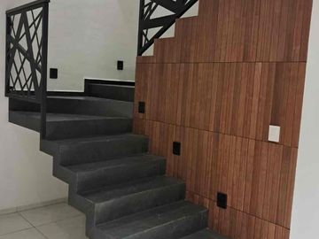 vendo casa en fraccionamiento molino de Santo Domingo cerca autopista y galerías Serdán