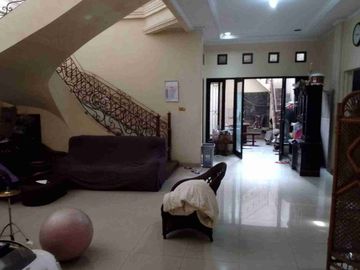 JUAL RUMAH NON PERUMAHAN DI CIBUBUR CIRACAS JAKARTA TIMUR