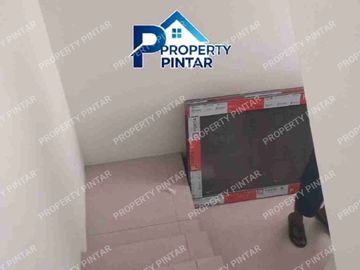 PADMA HOUSE CONDET  RUMAH 2 LANTAI BISA KPR DP 0% PROSES KPR KAMI BANTU .