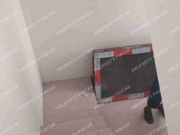 PADMA HOUSE CONDET  RUMAH 2 LANTAI BISA KPR DP 0% PROSES KPR KAMI BANTU .