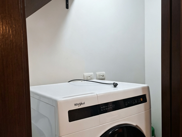 Exquisite 60sqm 1BR with Balcony & Ayala Views at The Alcoves For Rent— PHP 70k/ month