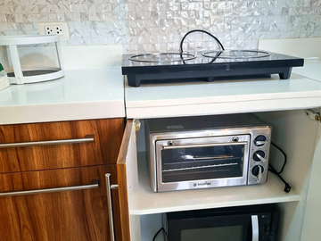 Exquisite 60sqm 1BR with Balcony & Ayala Views at The Alcoves For Rent— PHP 70k/ month