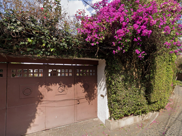 Casa en venta en Cjon. del Horno, Santa Catarina, Coyoacán, Ciudad de México, CDMX
