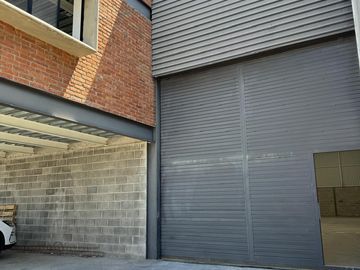 5 BODEGA EN VENTA EN FRACC. LA POMPA, LEÓN, GTO.