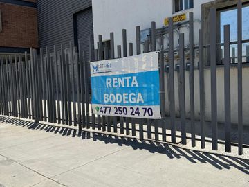 5 BODEGA EN VENTA EN FRACC. LA POMPA, LEÓN, GTO.