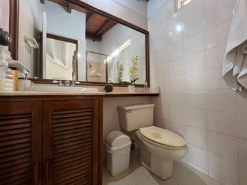 Casa en Venta en Vizcaya, Poblado Medellín Antioquia