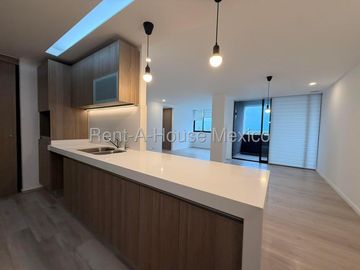 Santa Fe Juriquilla Departamento Tipo Loft en Renta en Alegra Towers, Juriquilla SGU107