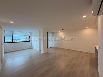 Santa Fe Juriquilla Departamento Tipo Loft en Renta en Alegra Towers, Juriquilla SGU107