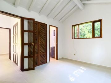 CASA FINCA RIONEGRO AEROPUERTO LLANOGRANDE