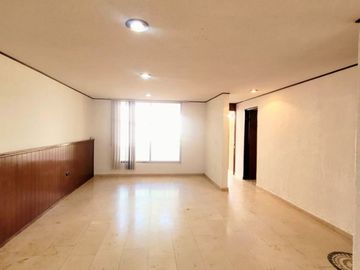 Casa en Venta en Fraccionamiento en San Pedro Cholula, Frente a plaza San diego