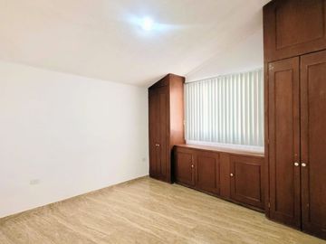Casa en Venta en Fraccionamiento en San Pedro Cholula, Frente a plaza San diego
