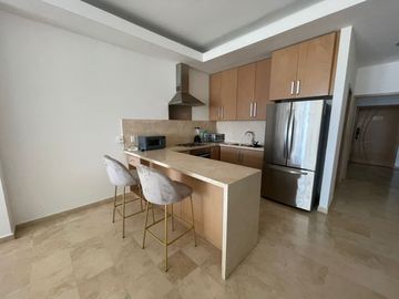 DEPARTAMENTO EN RENTA EN MAZATLÁN 2 RECÁMARAS CERCA DE PLAYA EN MARINA PLATINO PLUS