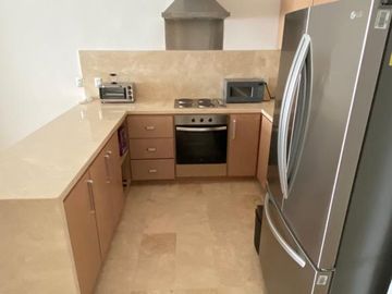 DEPARTAMENTO EN RENTA EN MAZATLÁN 2 RECÁMARAS CERCA DE PLAYA EN MARINA PLATINO PLUS
