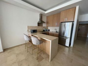 DEPARTAMENTO EN RENTA EN MAZATLÁN 2 RECÁMARAS CERCA DE PLAYA EN MARINA PLATINO PLUS
