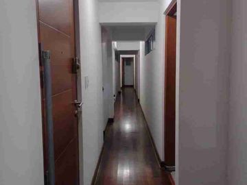 VENTA DEPARTAMENTO SANTIAGO DE SURCO, 3 DORMITORIOS, 02 ESTACIONAMIENTOS