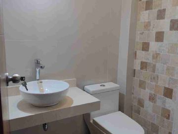 VENTA DEPARTAMENTO SANTIAGO DE SURCO, 3 DORMITORIOS, 02 ESTACIONAMIENTOS