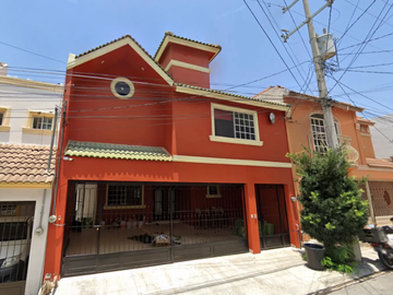 EXCELENTE OPORTUNIDAD CASA EN MONTERREY N.L