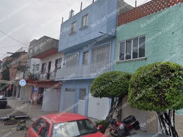 Casa en Venta, C. Aleman Gustavo a Madero