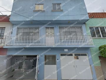 Casa en Venta, C. Aleman Gustavo a Madero