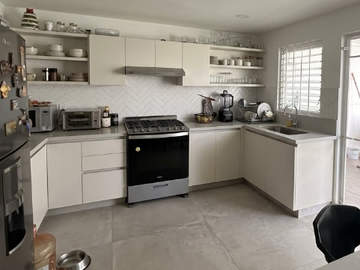 Excelente Casa en colonia La Calma, Zapopan, Jalisco