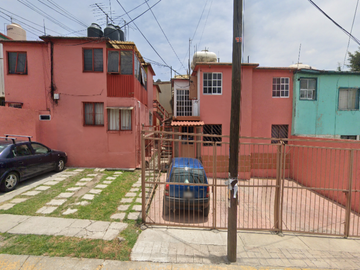 CASA EN VENTA EN CIUDAD LOPEZ MATEOS, ESTADO DE MEXICO.