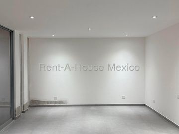 Gran Reserva Casa de Autor en Venta con Diseño Arquitectónico Único SGU2935