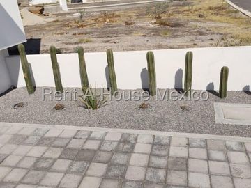 Gran Reserva Casa de Autor en Venta con Diseño Arquitectónico Único SGU2935